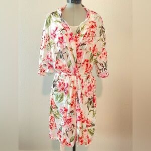 SHOW ME YOUR MUMU Pink & Red Floral Brie Garden of Blooms Robe, One Size